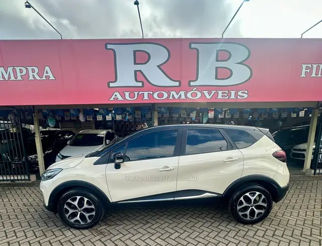 Carro Renault Captur 2019 Intense 1.6 16v SCe CVT (Flex)