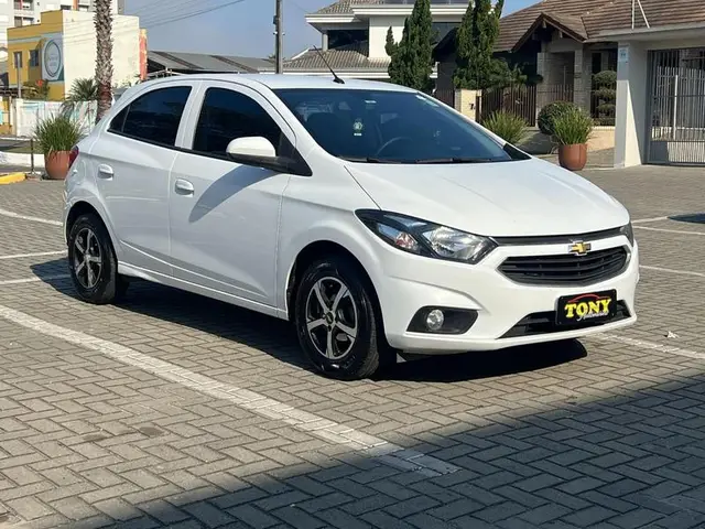 Carro Chevrolet Onix 2019 1.0 LT SPE/4