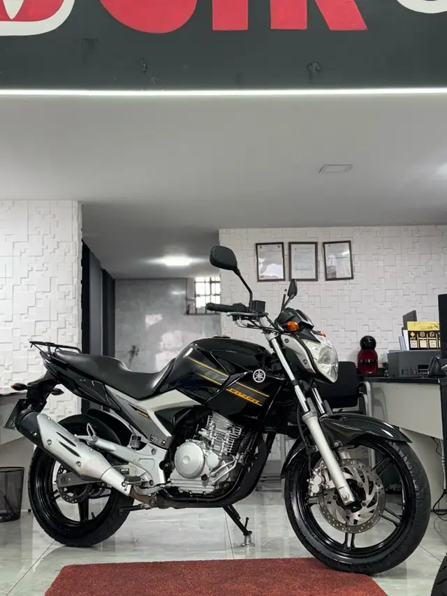 Moto Yamaha YS 250 Fazer 2011 Blueflex