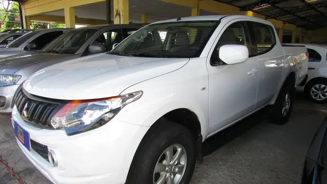 Carro Mitsubishi L200 Triton Sport 2022 GL 2.4 DID-H 4x4 (Aut)