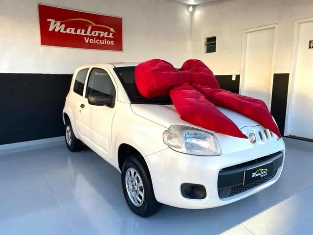 Carro Fiat Uno 2014 Vivace 1.0 8V (Flex) 2p