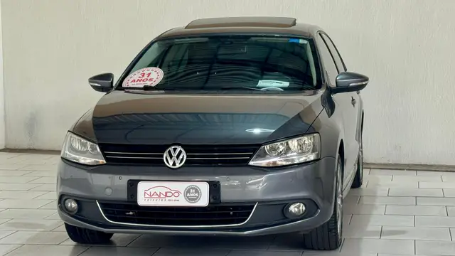 Carro Volkswagen Jetta 2011 2.0 TSI Highline DSG