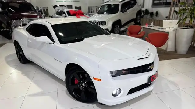 Carro Chevrolet Camaro 2011 6.2 2SS