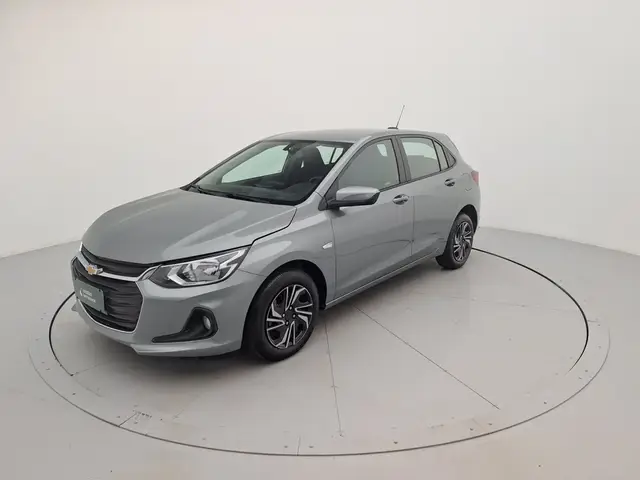 Carro Chevrolet Onix Plus 2025 LT 1.0