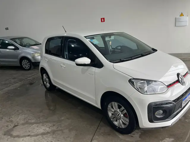 Carro Volkswagen Up! 2018 1.0 12v E-Flex move up!