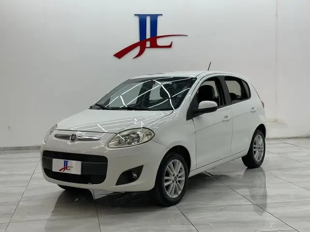 Carro Fiat Palio 2015 Essence 1.6 16V (Flex)
