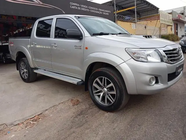 Carro Toyota Hilux Cabine Dupla 2013 Hilux 3.0 TDI 4x4 CD SR (Aut)