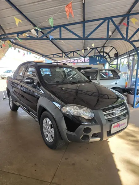Carro Fiat Strada 2012 Adventure 1.8 16V (Flex) (Cabine Dupla)