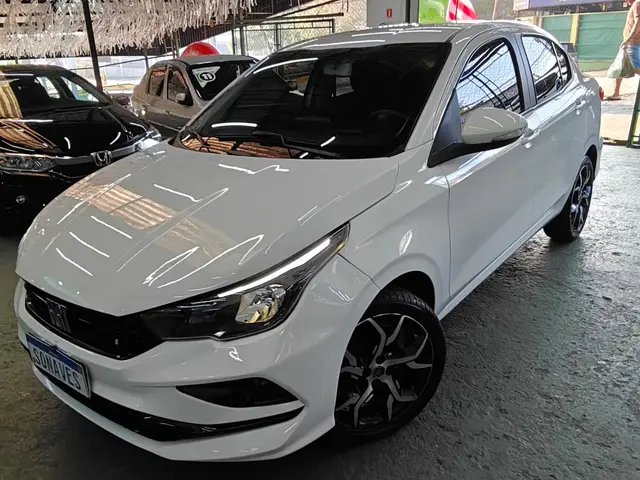 Carro Fiat Cronos 2022 Drive 1.3