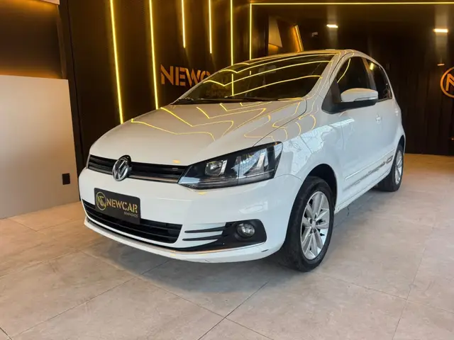 Carro Volkswagen Fox 2019 1.6 MSI Connect (Flex)