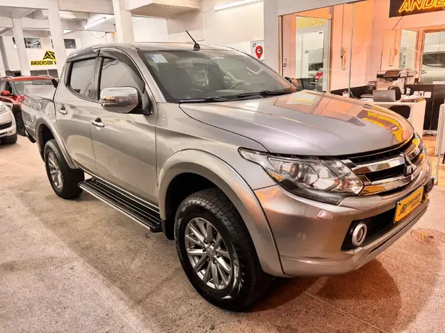 Carro Mitsubishi L200 Triton Sport 2019 Sport 2.4 DID-H HPE-S Top 4WD (Aut)