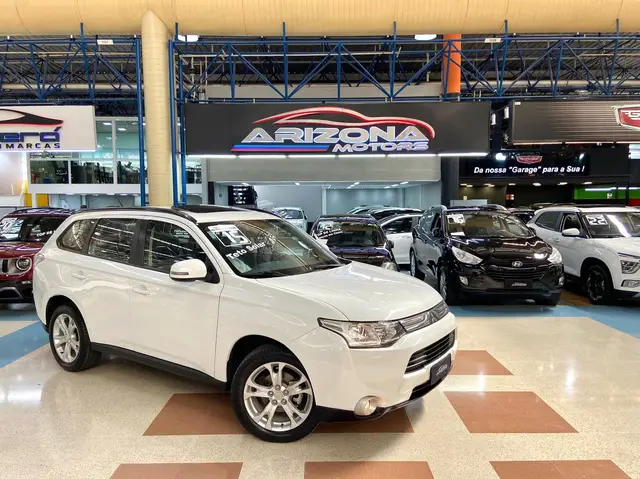 Carro Mitsubishi Outlander 2015 2.0 16V CVT