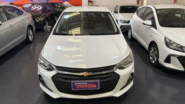 Carro Chevrolet Onix 2024 1.0