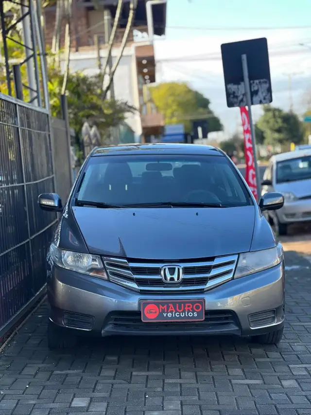 Carro Honda City 2013 LX 1.5 CVT (Flex)