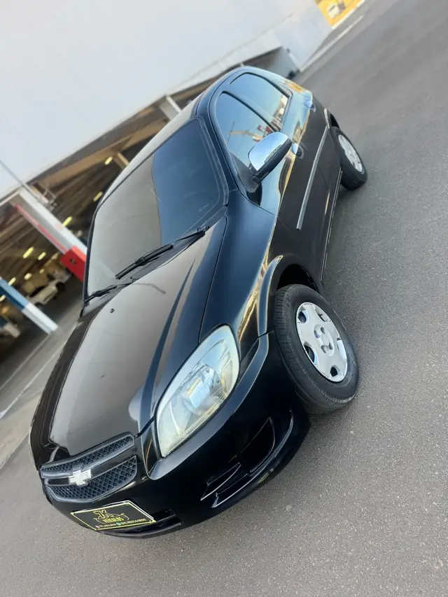 Carro Chevrolet Celta 2013 LT 1.0 (Flex)