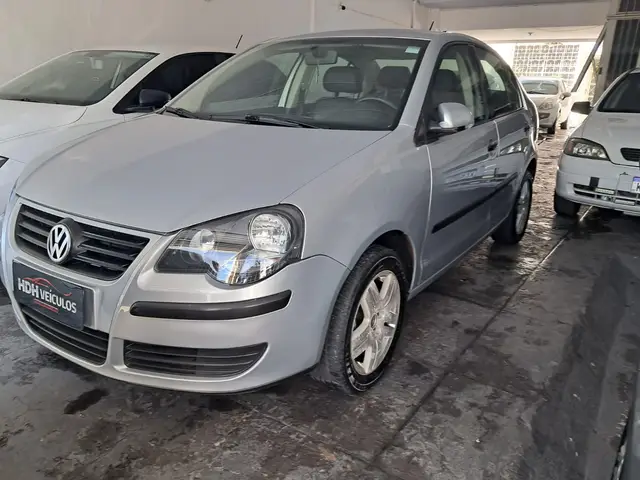 Carro Volkswagen Polo Sedan 2010 1.6 8V (Flex)