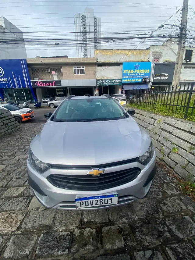 Carro Chevrolet Onix 2017 1.4 Activ SPE/4 (Aut)