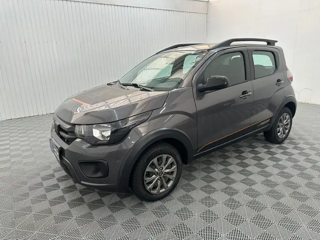 Carro Fiat Mobi 2024 Trekking 1.0