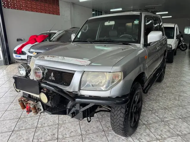 Carro Mitsubishi Pajero TR4 2003 2.0 16V