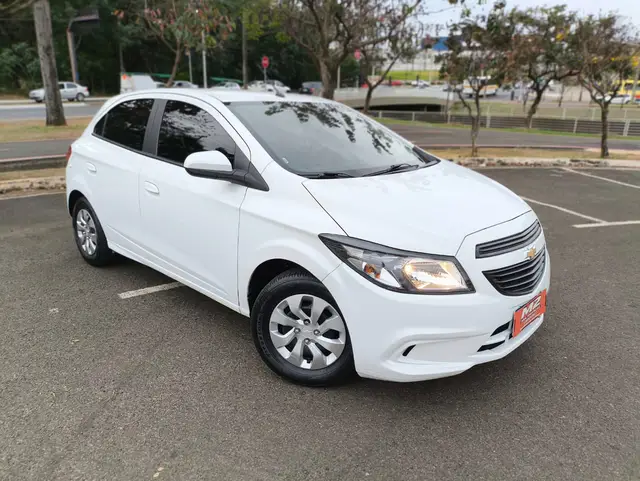 Carro Chevrolet Onix 2019 1.0 Joy SPE/4