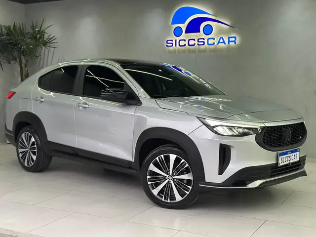 Carro Fiat Fastback 2025 Audace