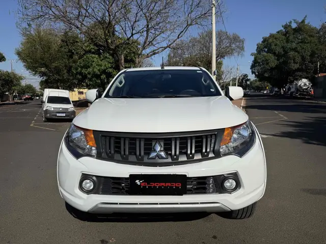 Carro Mitsubishi L200 Triton Sport 2023 GLS 2.4