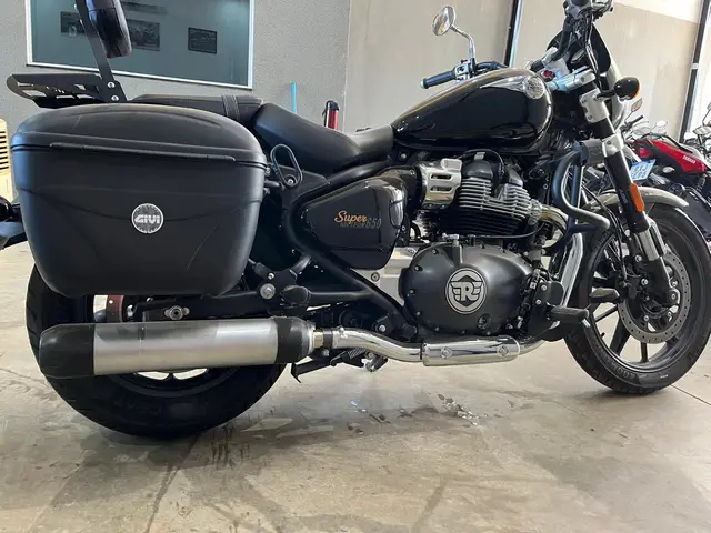 Moto Royal Enfield Super Meteor 2025 Astral