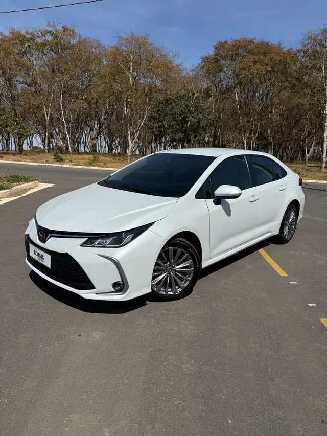 Carro Toyota Corolla 2024 XEi 2.0