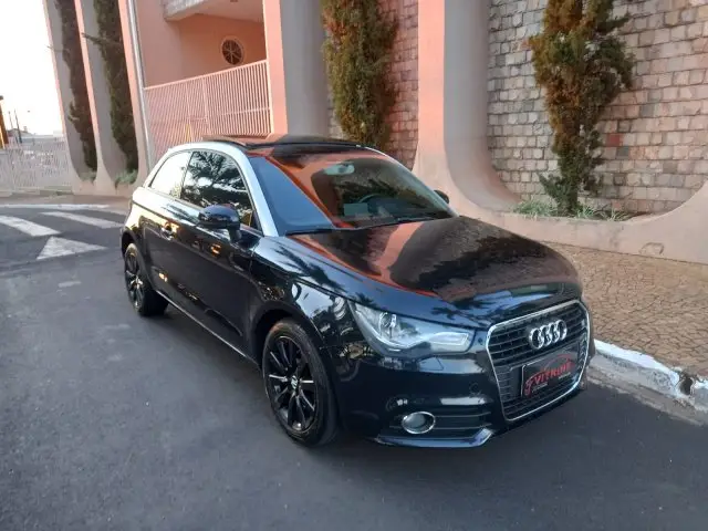 Carro Audi A1 2013 1.4 TFSI Attraction S Tronic