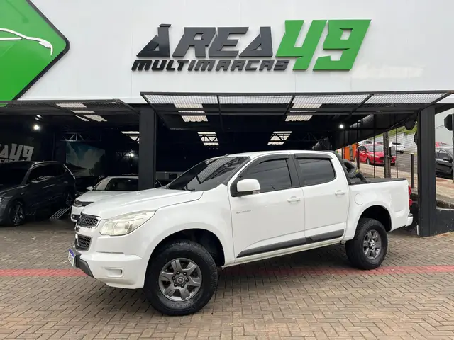 Carro Chevrolet S10 Cabine Dupla 2016 S10 2.4 Advantage (Cabine Dupla)