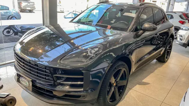 Carro Porsche Macan 2021 2.0 Turbo (Aut)
