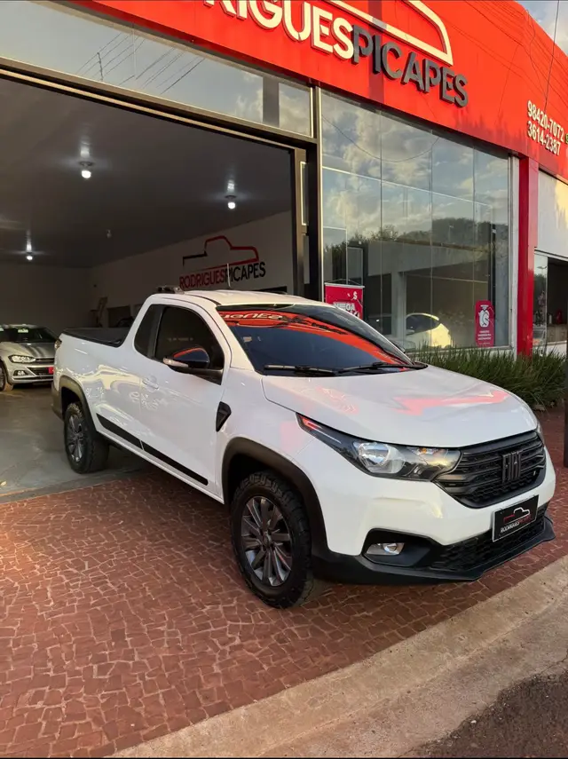 Carro Fiat Strada 2021 Freedom 1.3 CS Plus (Flex)