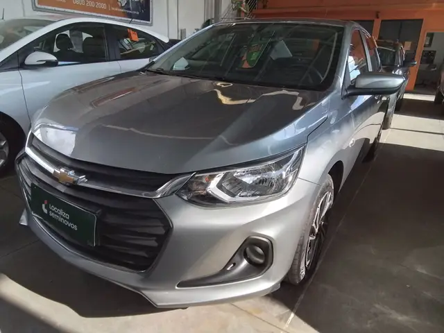 Carro Chevrolet Onix Plus 2024 LT 1.0