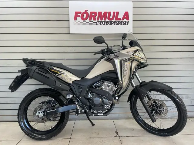 Moto Honda XRE Sahara 300 2025 Adventure