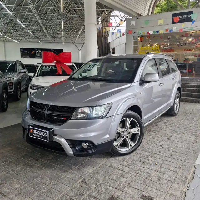 Carro Dodge Journey 2015 Crossroad 3.6 V6