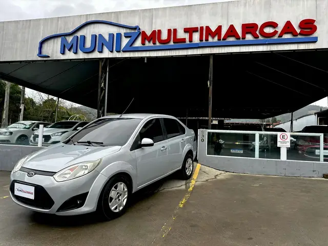 Carro Ford Fiesta Sedan 2011 1.6 (Flex)