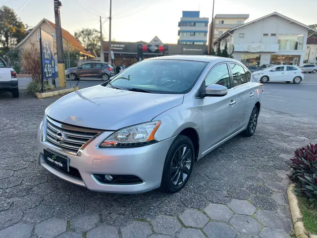 Carro Nissan Sentra 2015 SV 2.0 16V CVT (Flex)