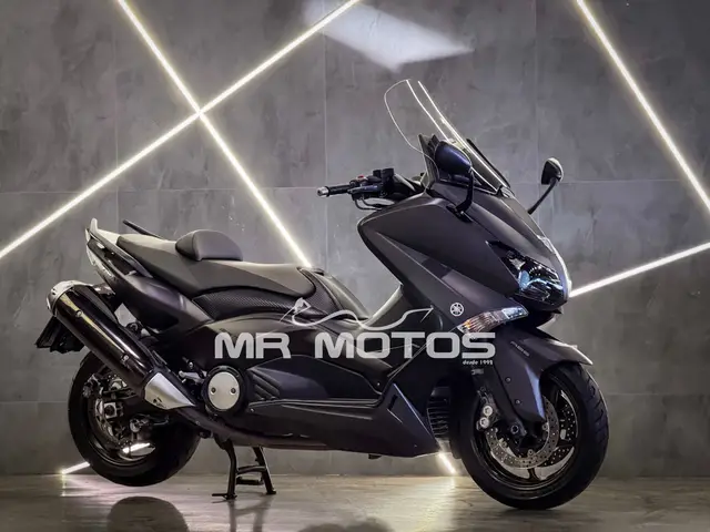 Moto Yamaha Tmax 2015 530