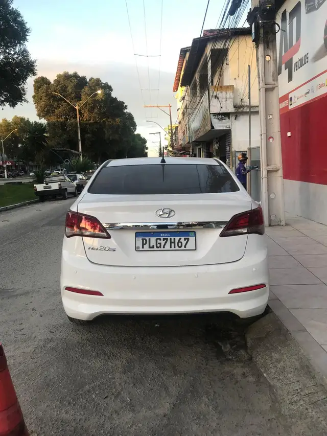 Carro Hyundai HB20S 2019 1.0 Comfort Plus (Flex)