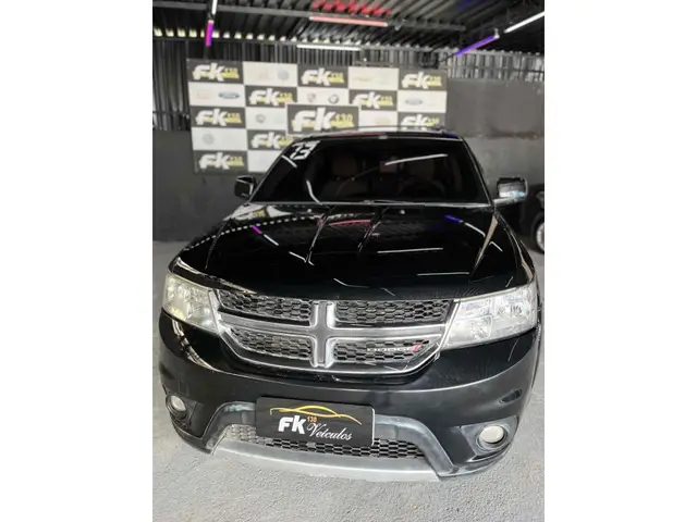 Carro Dodge Journey 2013 SXT 3.6 (aut)