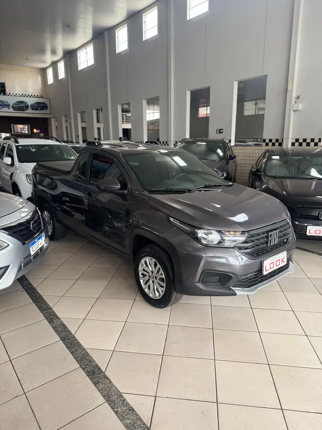 Carro Fiat Strada 2024 Endurance 1.3 Flex 8V CS