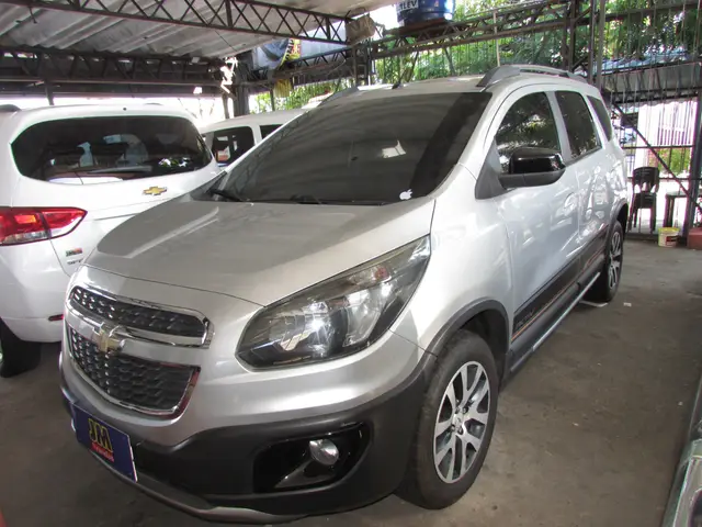 Carro Chevrolet Spin 2016 Activ 1.8 (Flex) (Aut)