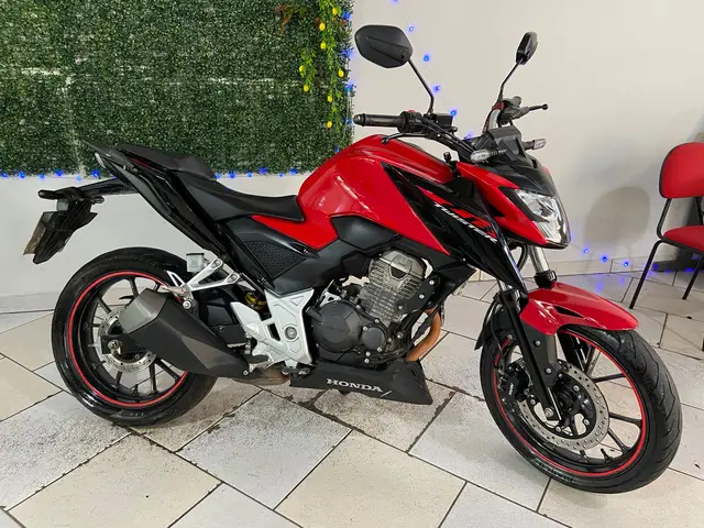 Moto Honda CB 300F Twister 2023 Standard