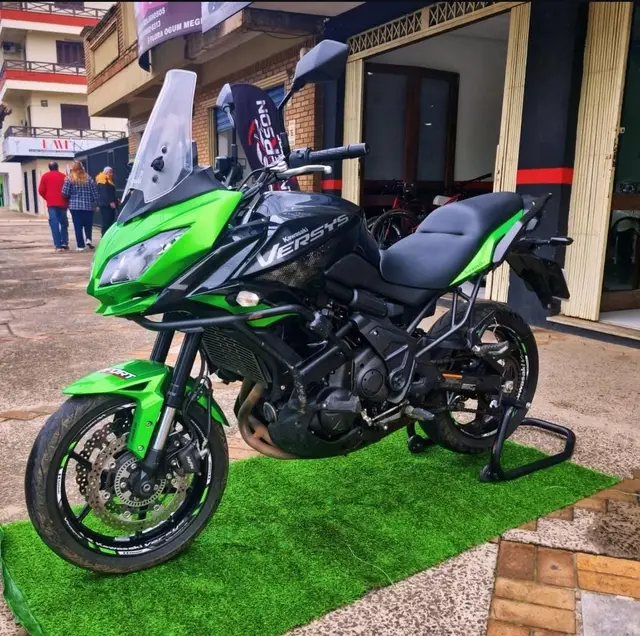 Moto Kawasaki Versys 2021 650 (ABS)