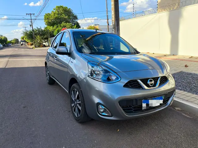 Carro Nissan March 2018 1.6 16V SL CVT (Flex)