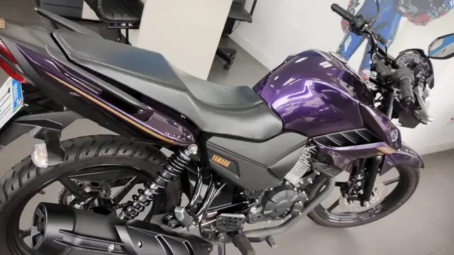 Moto Yamaha YS 150 Fazer 2025 UBS