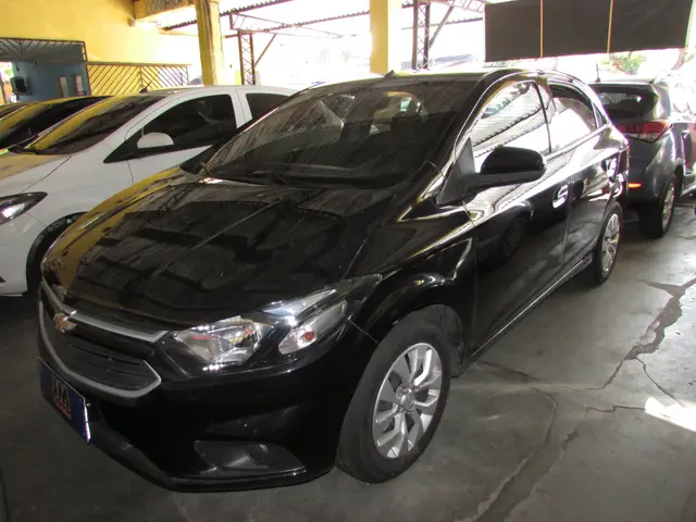 Carro Chevrolet Onix 2018 LT 1.4 8V FlexPower 5p Mec.