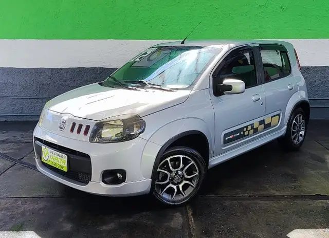 Carro Fiat Uno 2012 Sporting 1.4 8V (Flex) 4p