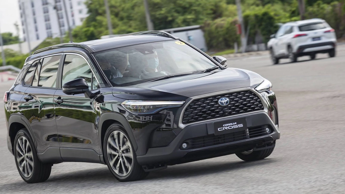 Concessionários já oferecem SUV para reserva a preços-base de R$ 165.000 e R$ 199.000, e apontam qual configuração deve ter mais saída
