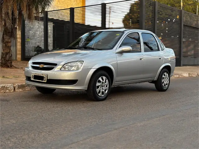Carro Chevrolet Classic 2016 LS 1.0 VHCE (Flex)